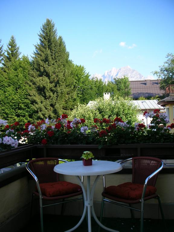 Cafe Rainer Lägenhet Sankt Johann in Tirol Exteriör bild